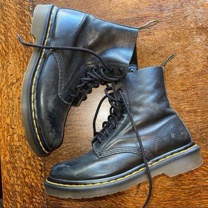 Dr. Marten Pascal Leather Boots